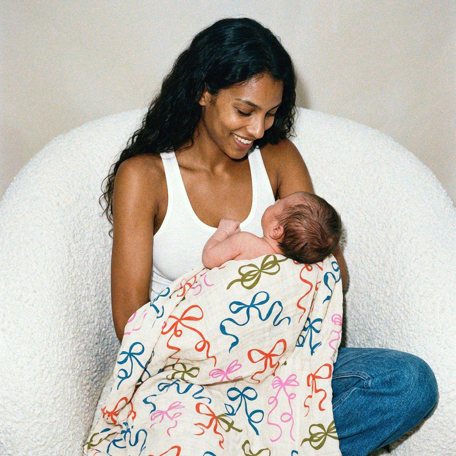 Solstice Stories Large Organic Cotton Muslin Swaddle Blanket - The Bow Edit
